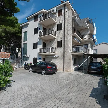 Marin Apartment Makarska