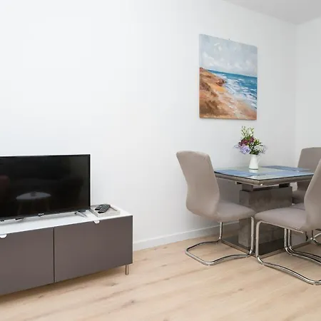 Marin Apartment *
