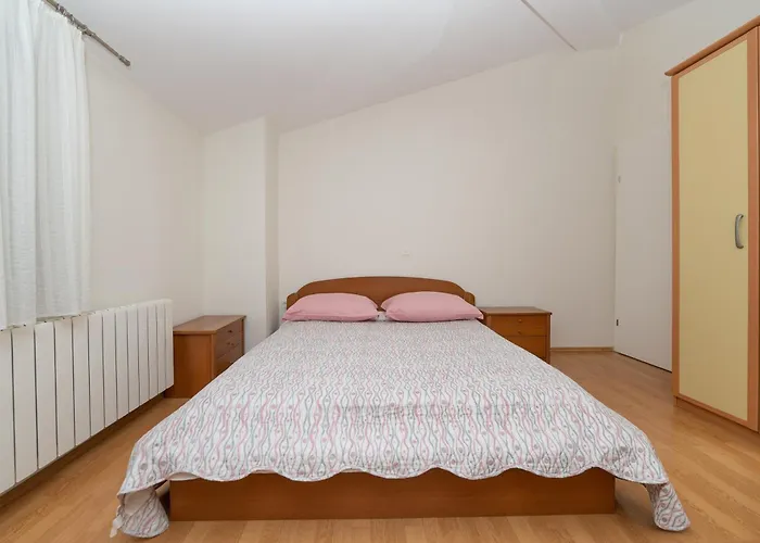 Apartment Marin Makarska